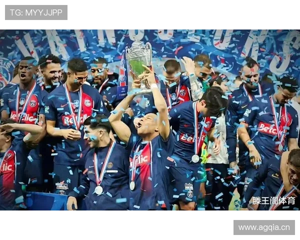 巴黎欧冠冠军目标现实挑战显现:竞争格局与阵容稳定性面临考验