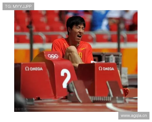 刘翔当年退赛那会儿，银行卡里刚打进来八位数代言费