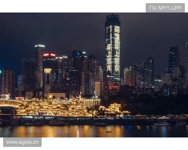 张博恒朋友圈刷出一排私人飞机和米其林，我这穷人情绪崩了